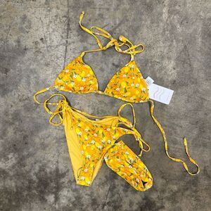 Dippin Daisys Citrus print Postiano Bikini set